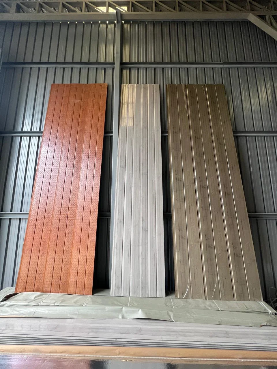 Metal siding, revestimiento metálico
